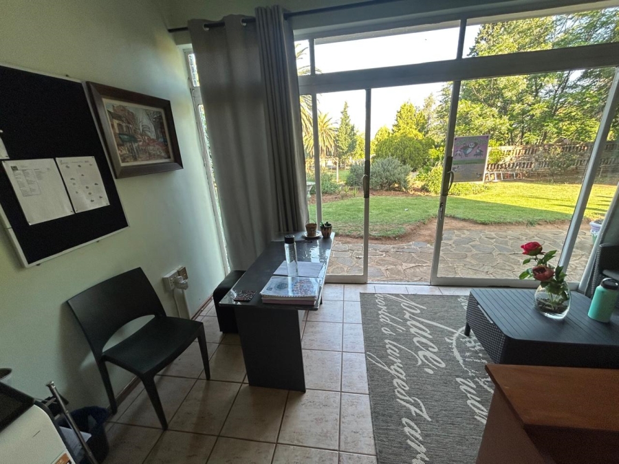 To Let 6 Bedroom Property for Rent in Bayswater Free State